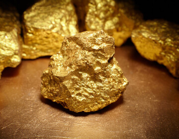 Как заработать с ETF на золото? Как инвестировать в ETF на золото?